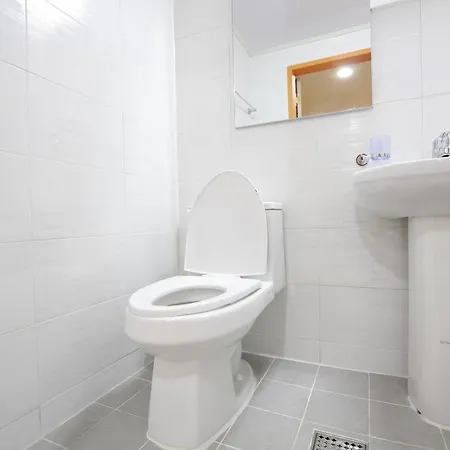 Hongdae Guesthouse Cocon Stay - Female Only Seoul Exterior photo