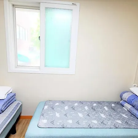 Hongdae Guesthouse Cocon Stay - Female Only Seoul Exterior photo