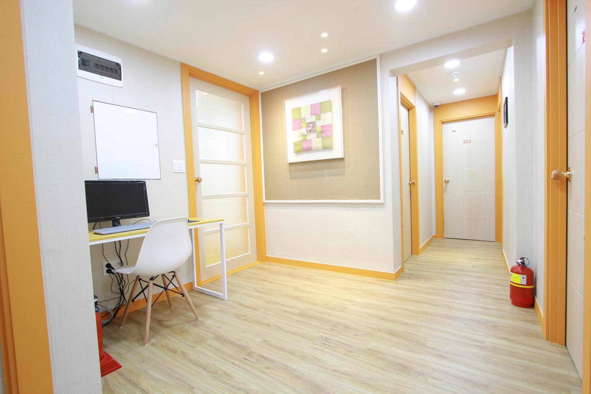 Privatunterkunft Hongdae Guesthouse Cocon Stay - Female Only